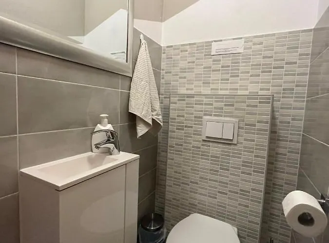 Four You-with Sea View Apartman Zára